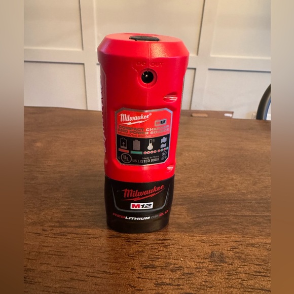 Milwaukee heated jacket - Picture 6 of 7